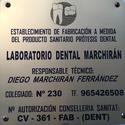 Logotip de Laboratorio Dental Marchirán