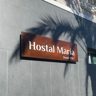 Logotipo de Hostal María