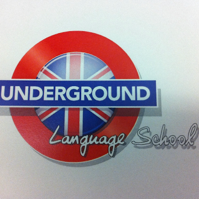 Logotipo de Underground Language School